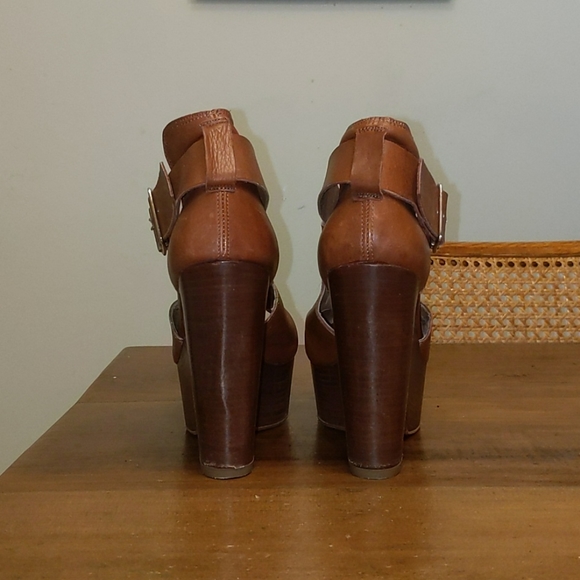 Topshop Platform Shoes - Picture 3 of 4